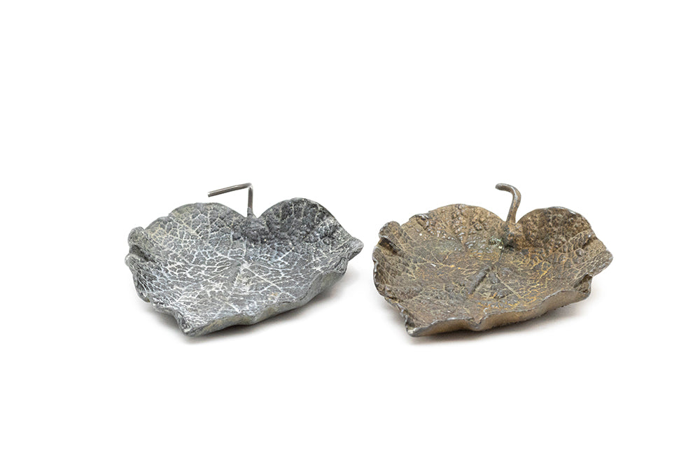 pair of McClelland Barclay decorative bronze-plated textured leaf dishes